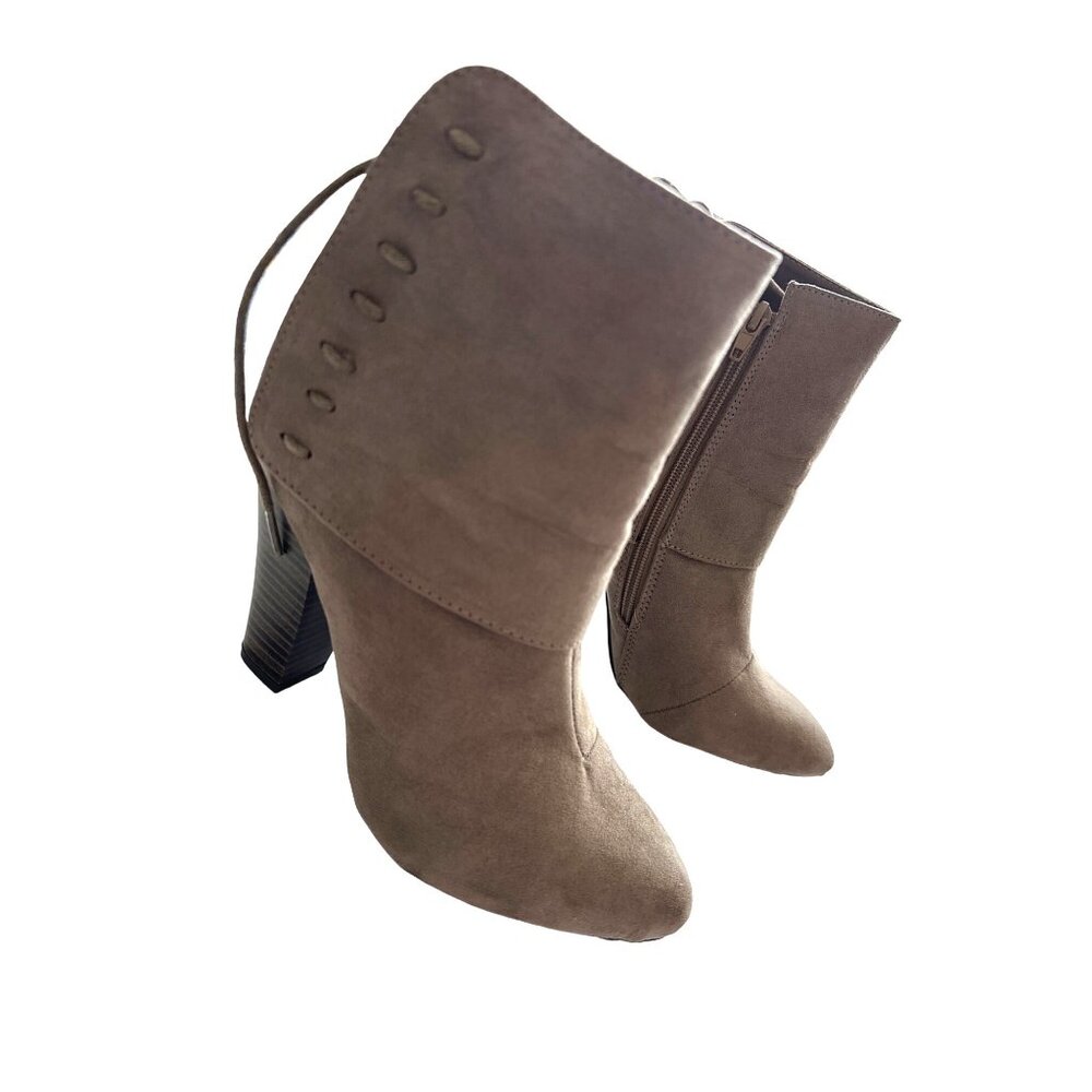 Venus Taupe Ankle Boots Almond Toe Lacing Details Up Back Side Zip 4” Block 7.5